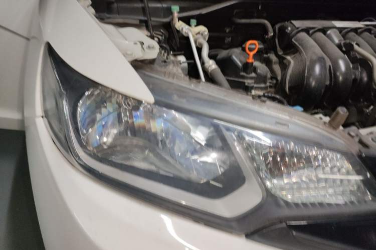 Used Honda Fit 2014 1.5L LX CVT Comfort Model Right Front Headlight