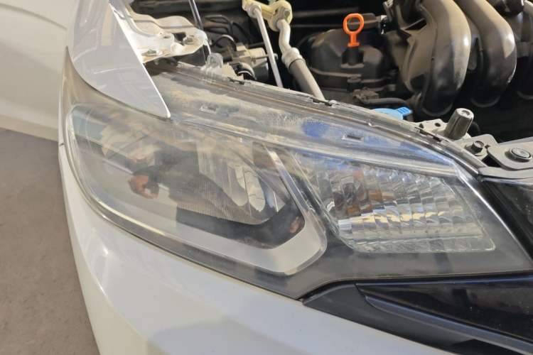 Used Honda Fit 2014 1.5L LX CVT Comfort Model Right Front Headlight