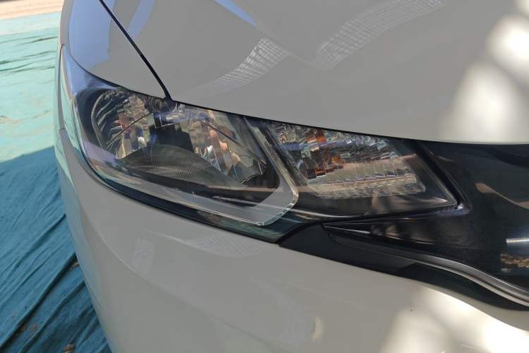 Used Honda Fit 2014 1.5L SE CVT Fashion Model Right Front Headlight
