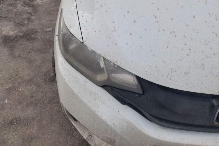 Used Honda Fit 2014 1.5L LX CVT Comfort Model Right Front Headlight