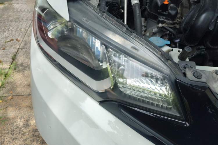 Used Honda Fit 2014 1.5L SE CVT Fashion Model Right Front Headlight