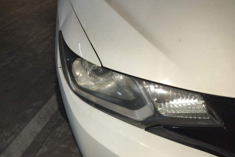 Used Honda Fit 2014 1.5L LX CVT Comfort Model Right Front Headlight
