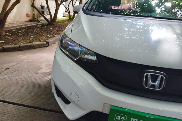 Used Honda Fit 2014 1.5L LX CVT Comfort Model Right Front Headlight