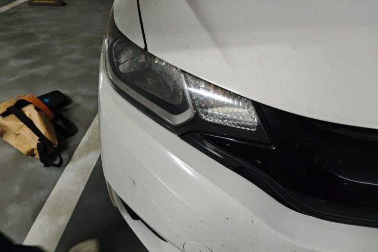 Used Honda Fit 2014 1.5L SE CVT Fashion Model Right Front Headlight