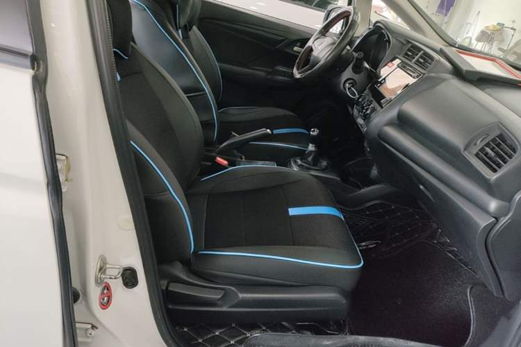 Used Honda Fit 2014 1.5L LX Manual Comfort Model Right Front Seat