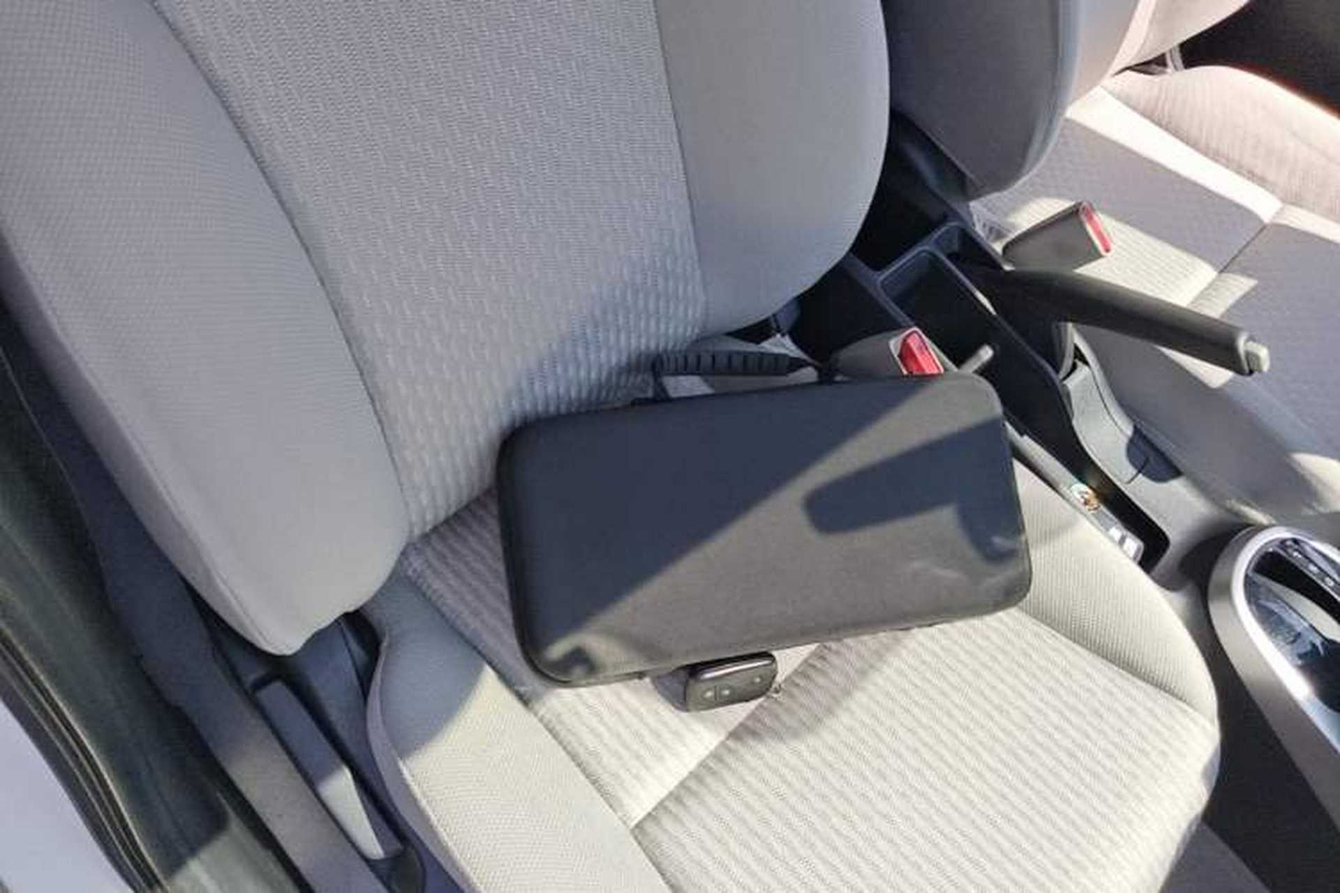 Used Honda Fit 2014 1.5L EX CVT Elite Model Right Front Seat