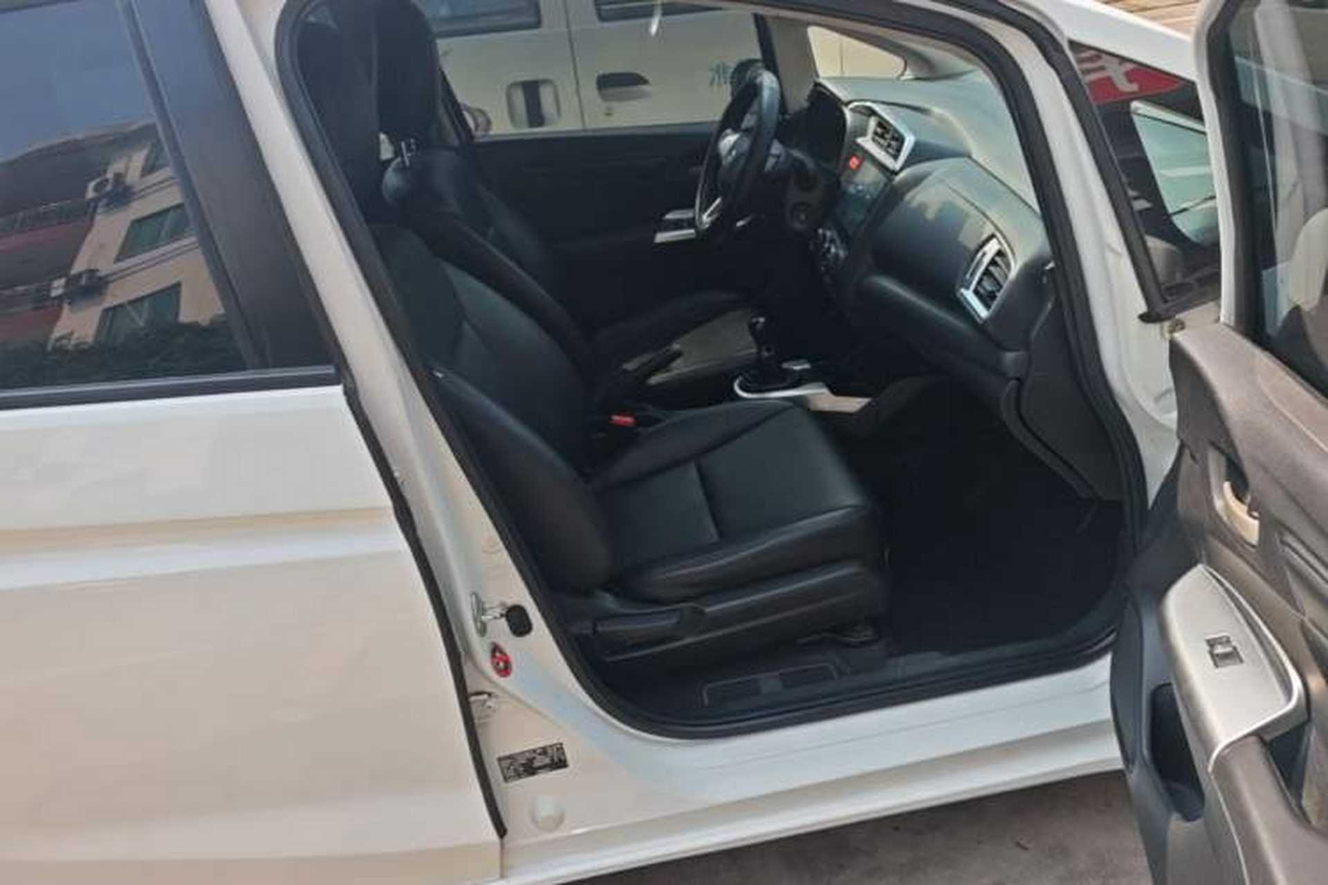 Used Honda Fit 2014 1.5L LX Manual Comfort Model Right Front Seat