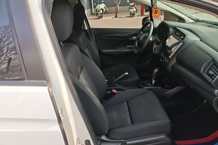 Used Honda Fit 2014 1.5L LX CVT Comfort Model Right Front Seat