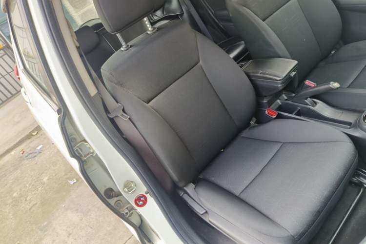Used Honda Fit 2014 1.5L LX CVT Comfort Model Right Front Seat