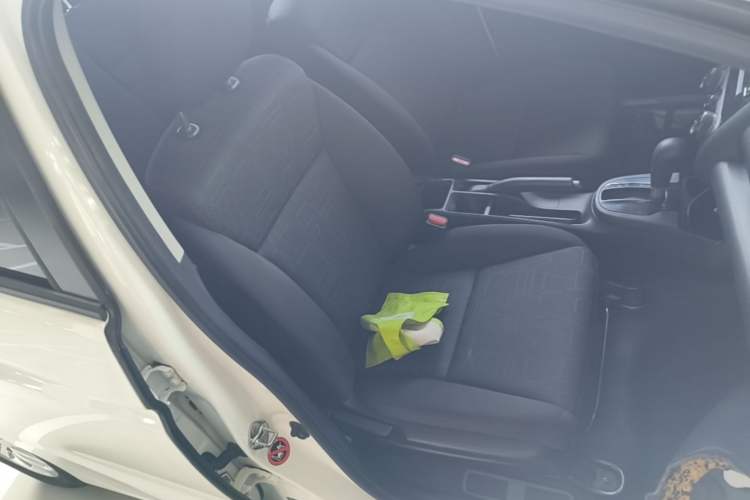 Used Honda Fit 2014 1.5L LX CVT Comfort Model Right Front Seat