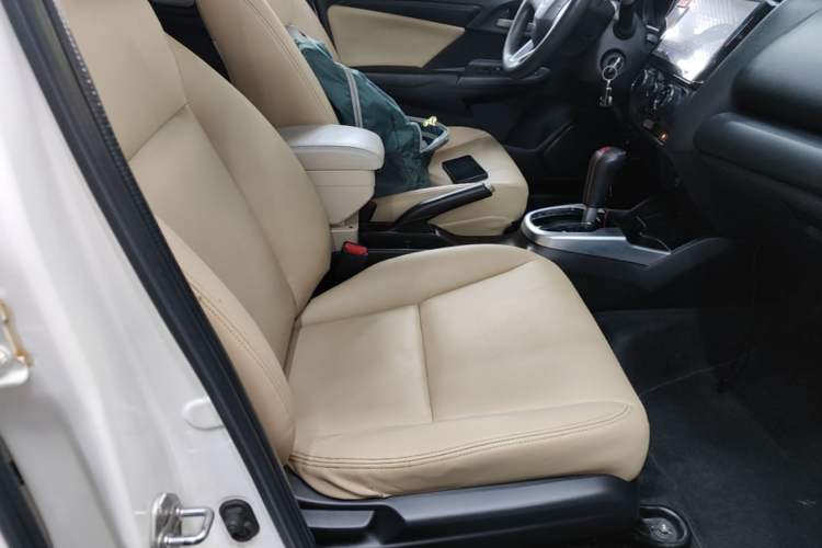Used Honda Fit 2014 1.5L LX CVT Comfort Model Right Front Seat