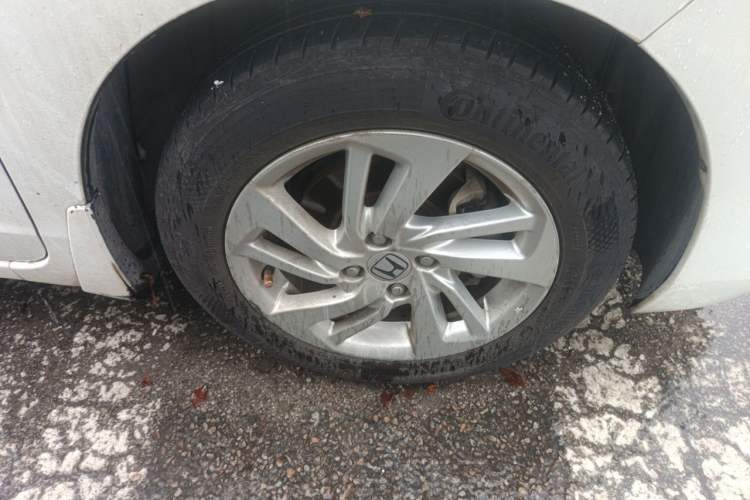 Used Honda Fit 2014 1.5L EXLI CVT Leading Model Right Front Wheel Hub