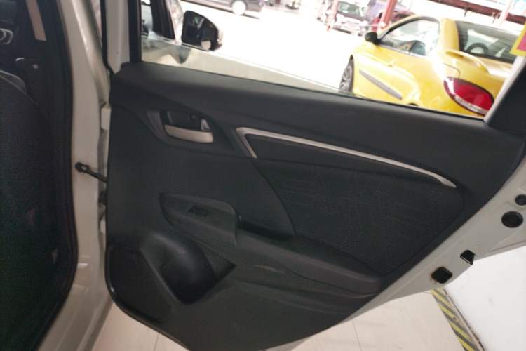 Used Honda Fit 2014 1.5L SE CVT Fashion Model Right Rear Door Interior
