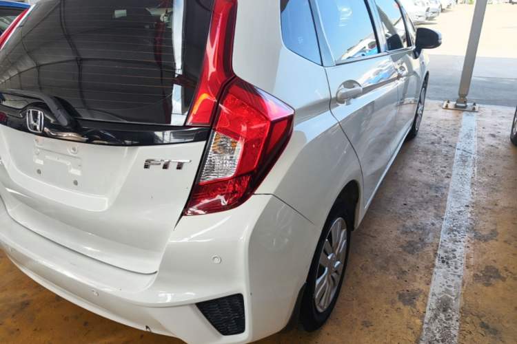 Used Honda Fit 2014 1.5L LX CVT Comfort Model Right Rear Taillight