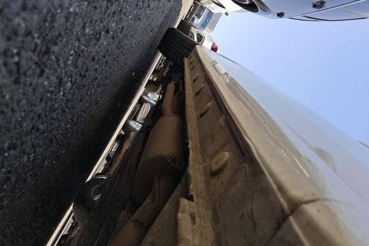 Used Honda Fit 2014 1.5L EX CVT Elite Model Right Side Sill