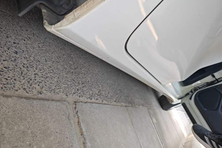 Used Honda Fit 2014 1.5L SE CVT Fashion Model Right Side Sill