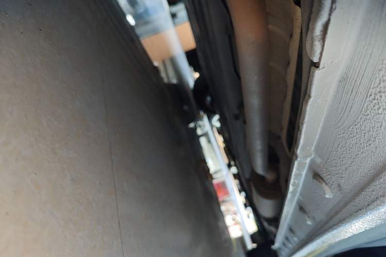 Used Honda Fit 2014 1.5L SE CVT Fashion Model Right Side Sill
