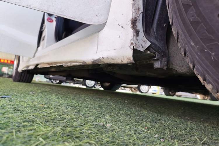 Used Honda Fit 2014 1.5L LX Manual Comfort Model Right Side Sill