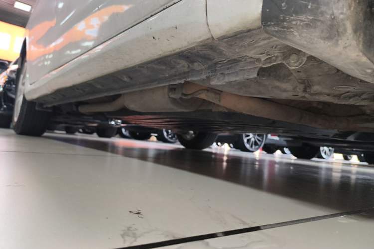 Used Honda Fit 2014 1.5L SE CVT Fashion Model Right Side Sill
