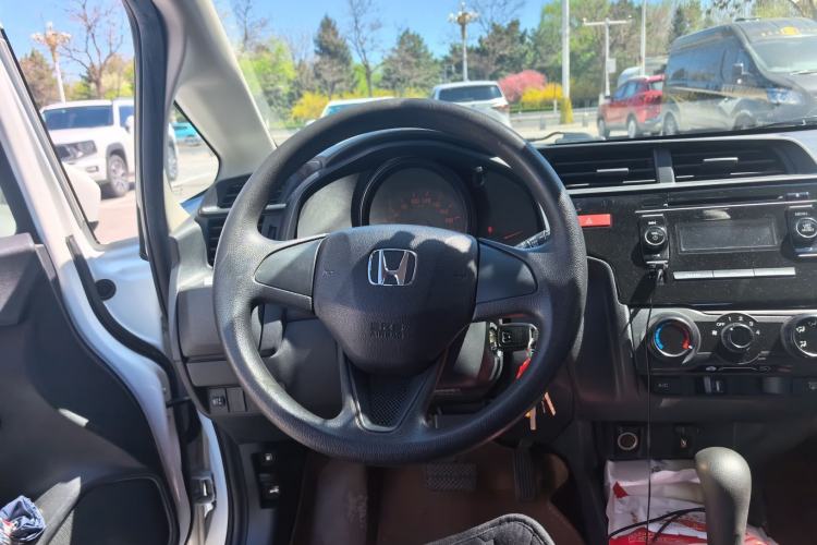 Used Honda Fit 2014 1.5L LX CVT Comfort Model Steering Wheel