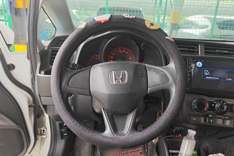 Used Honda Fit 2014 1.5L LX CVT Comfort Model Steering Wheel