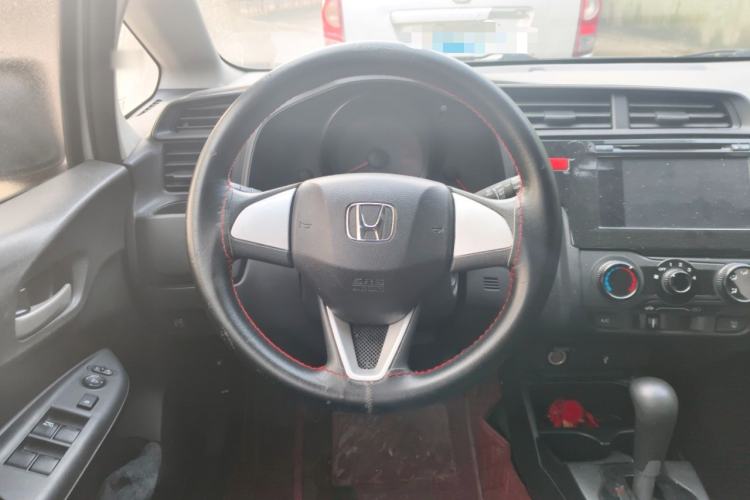 Used Honda Fit 2014 1.5L LX CVT Comfort Model Steering Wheel