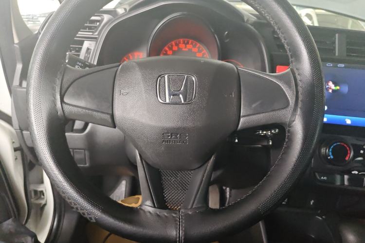 Used Honda Fit 2014 1.5L LX CVT Comfort Model Steering Wheel