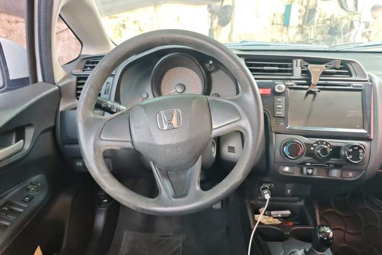 Used Honda Fit 2014 1.5L LX Manual Comfort Model Steering Wheel