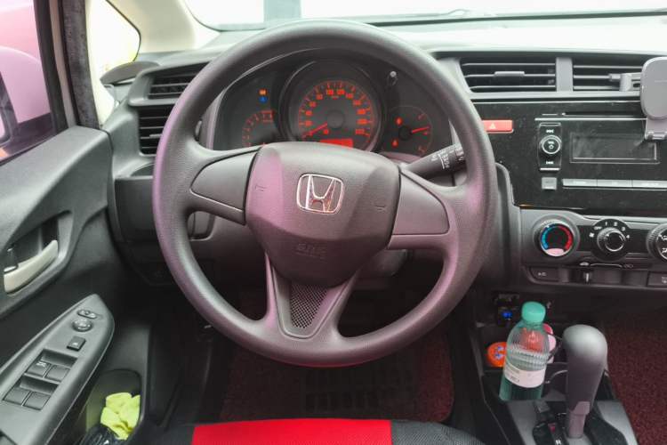 Used Honda Fit 2014 1.5L LX CVT Comfort Model Steering Wheel