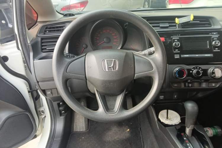 Used Honda Fit 2014 1.5L LX CVT Comfort Model Steering Wheel