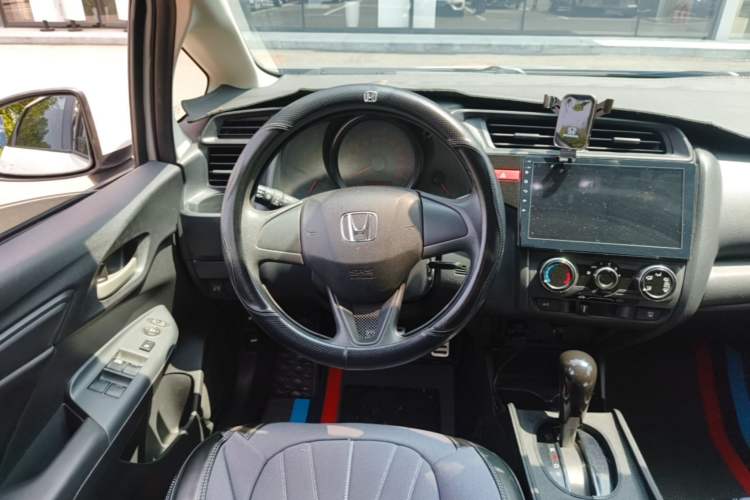 Used Honda Fit 2014 1.5L LX CVT Comfort Model Steering Wheel