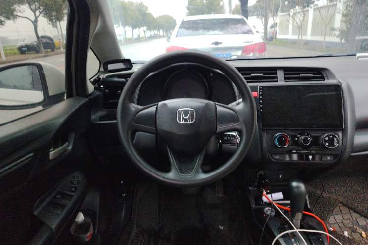 Used Honda Fit 2014 1.5L LX CVT Comfort Model Steering Wheel