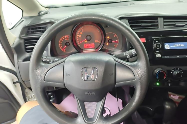 Used Honda Fit 2014 1.5L LX CVT Comfort Model Steering Wheel