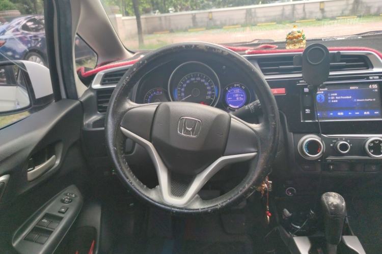 Used Honda Fit 2014 1.5L SE CVT Fashion Model Steering Wheel