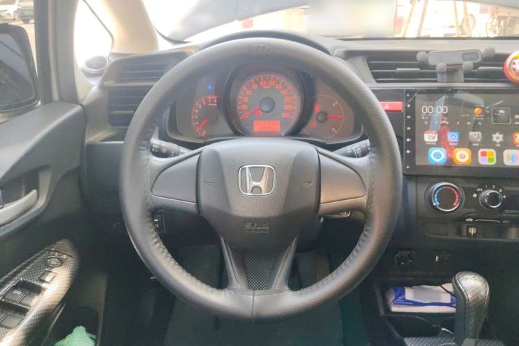 Used Honda Fit 2014 1.5L LX CVT Comfort Model Steering Wheel