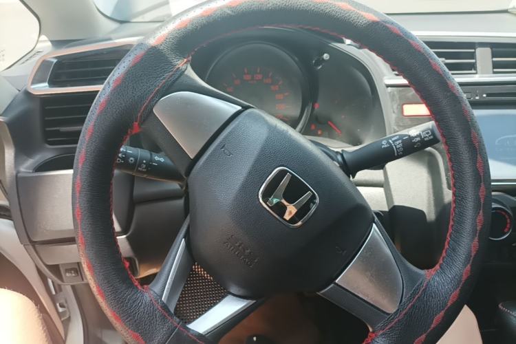 Used Honda Fit 2014 1.5L LX CVT Comfort Model Steering Wheel