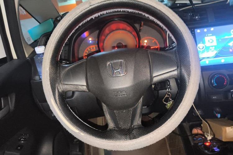 Used Honda Fit 2014 1.5L LX CVT Comfort Model Steering Wheel