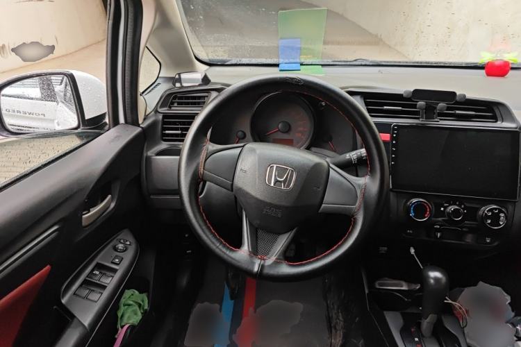 Used Honda Fit 2014 1.5L SE CVT Fashion Model Steering Wheel