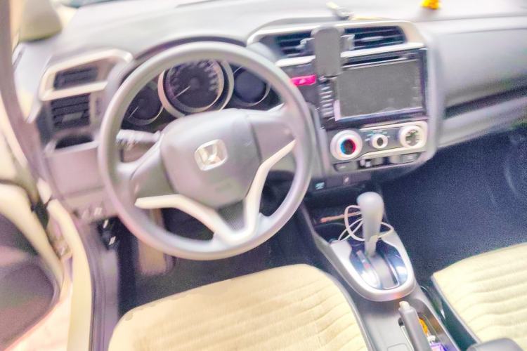 Used Honda Fit 2014 1.5L SE CVT Fashion Model Steering Wheel