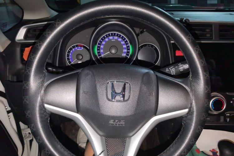 Used Honda Fit 2014 1.5L SE CVT Fashion Model Steering Wheel