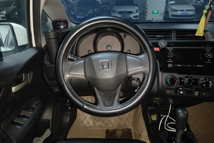 Used Honda Fit 2014 1.5L LX CVT Comfort Model Steering Wheel