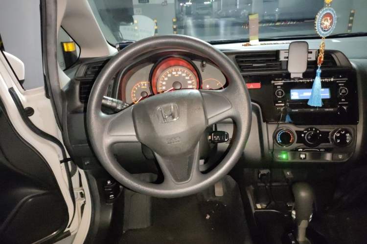 Used Honda Fit 2014 1.5L LX CVT Comfort Model Steering Wheel