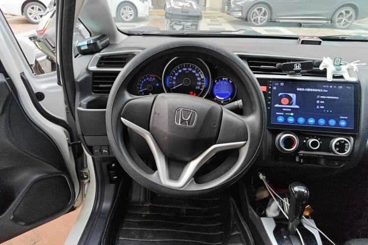 Used Honda Fit 2014 1.5L SE CVT Fashion Model Steering Wheel