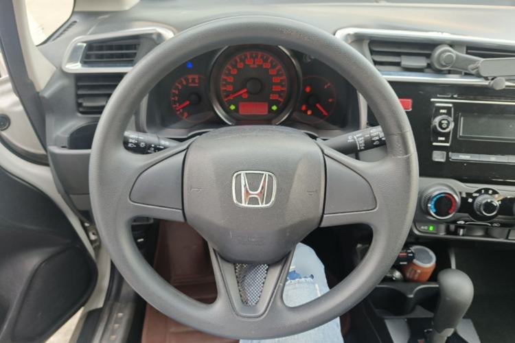 Used Honda Fit 2014 1.5L LX CVT Comfort Model Steering Wheel