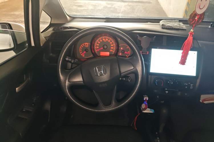 Used Honda Fit 2014 1.5L LX CVT Comfort Model Steering Wheel