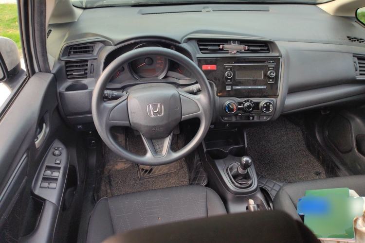 Used Honda Fit 2014 1.5L LX Manual Comfort Model Steering Wheel