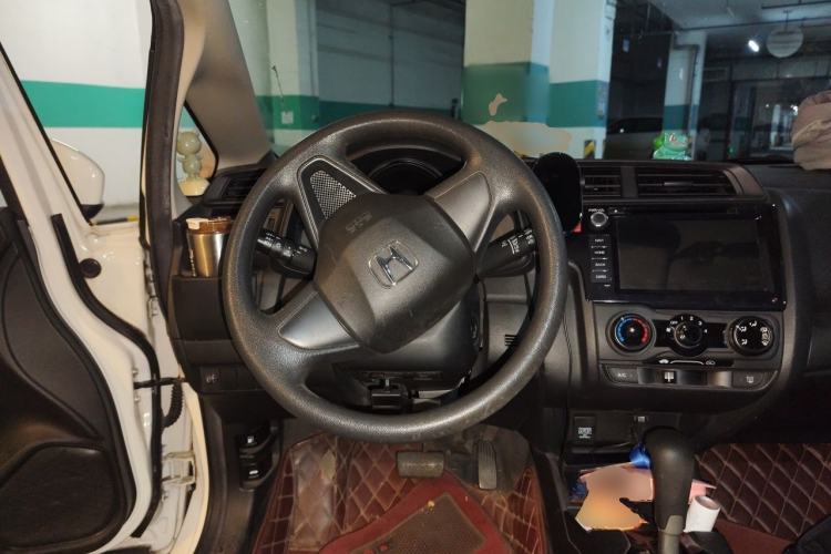 Used Honda Fit 2014 1.5L LX CVT Comfort Model Steering Wheel