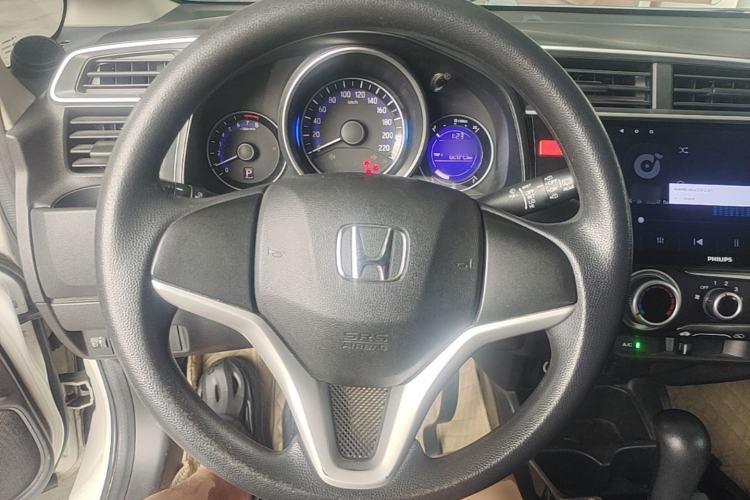 Used Honda Fit 2014 1.5L SE CVT Fashion Model Steering Wheel
