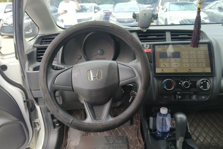 Used Honda Fit 2014 1.5L LX CVT Comfort Model Steering Wheel