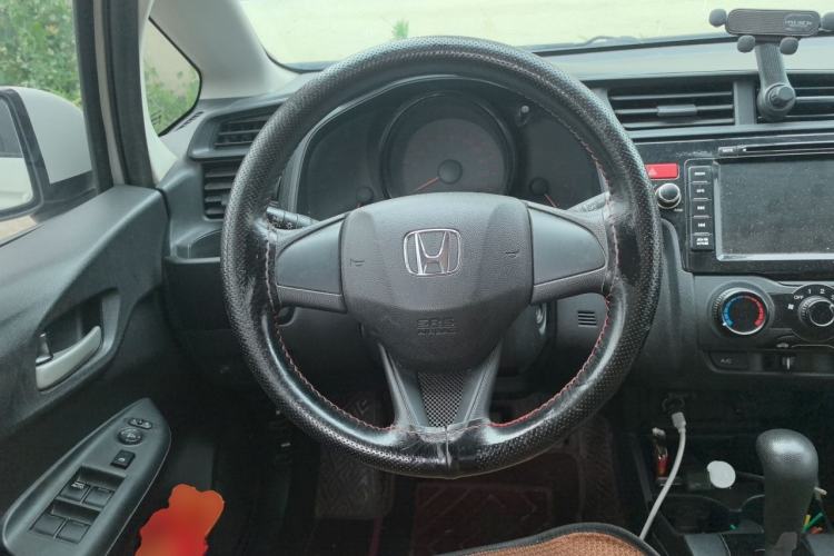 Used Honda Fit 2014 1.5L LX CVT Comfort Model Steering Wheel
